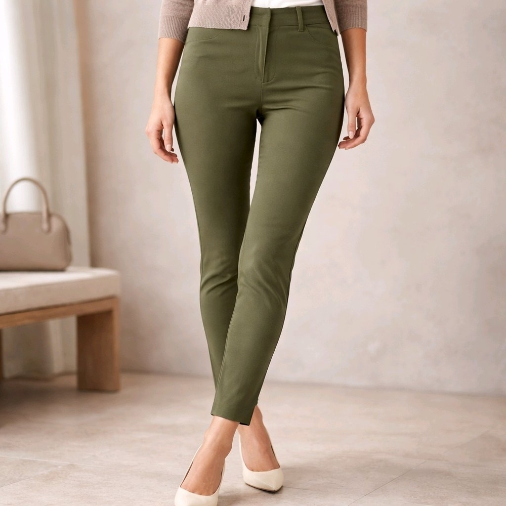 NWT High Rise Pixie Skinny Ankle Pants - Green, Size 4/27" Inseam Elevate your
